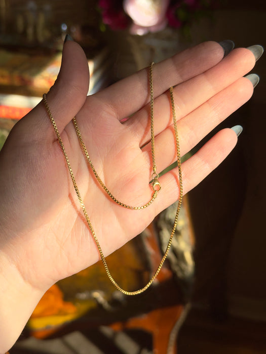 18k Box Chain