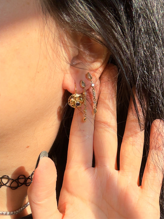 18k Purple Stone Earring
