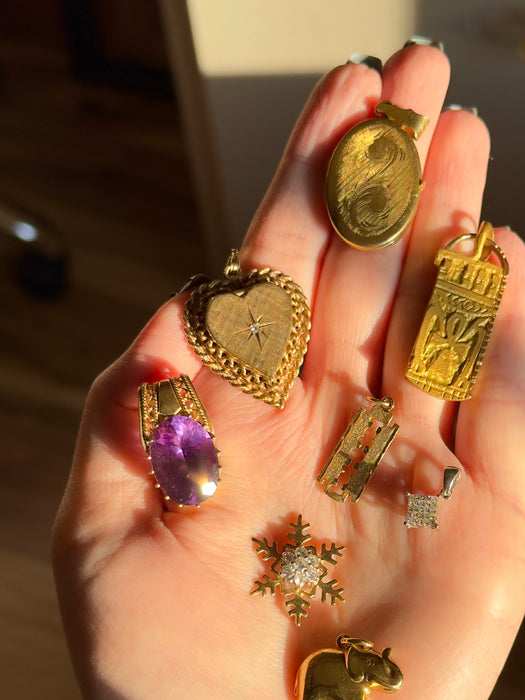 14k Vintage Heart Locket