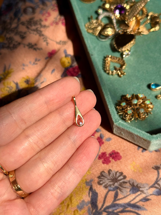 14k Diamond Drop Pendant
