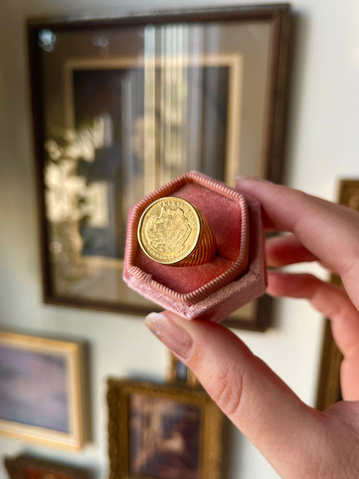 18k 20 Pesos Coin Ring, Coin is 22k