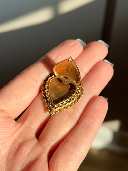 14k Vintage Heart Locket