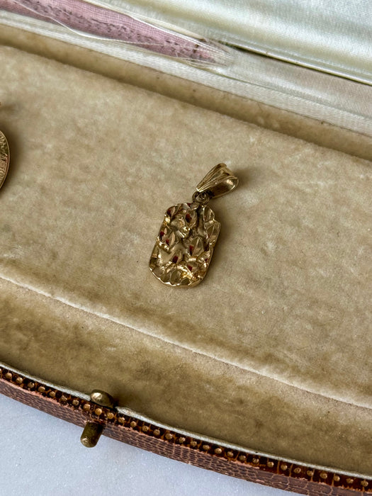 14k Golden Nugget Pendant