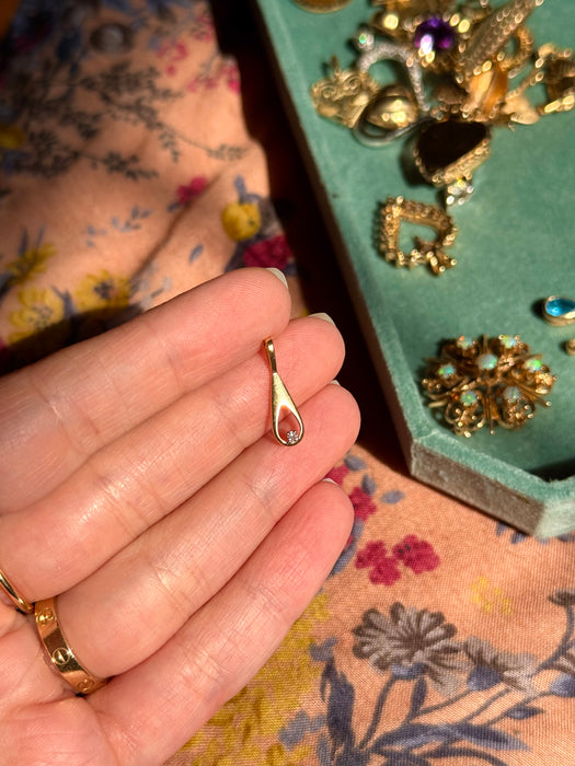 14k Diamond Drop Pendant