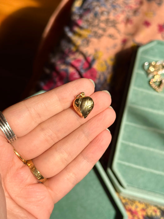 14k Puffy Heart Pendant