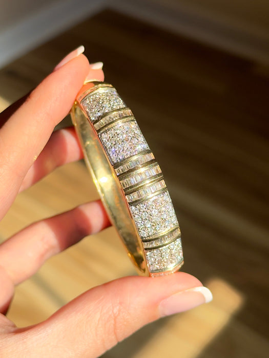 14k 3 CTTW Diamond Bangle