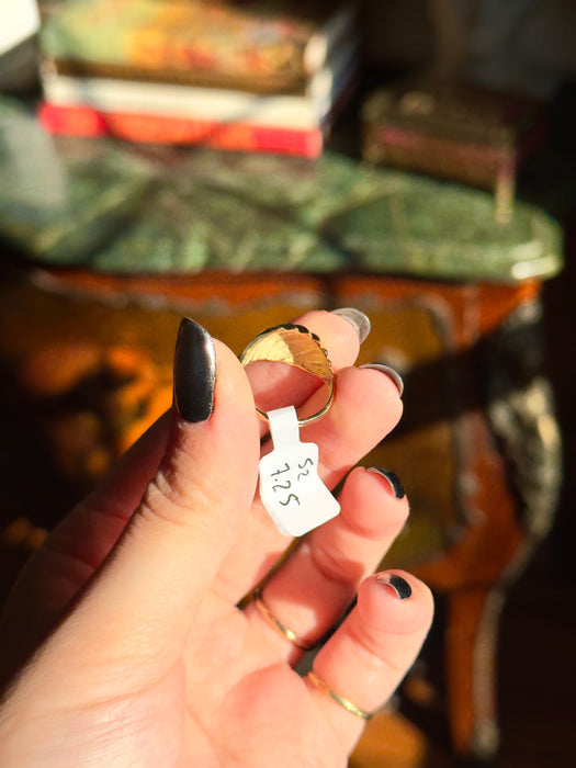 14k Croissant Ring