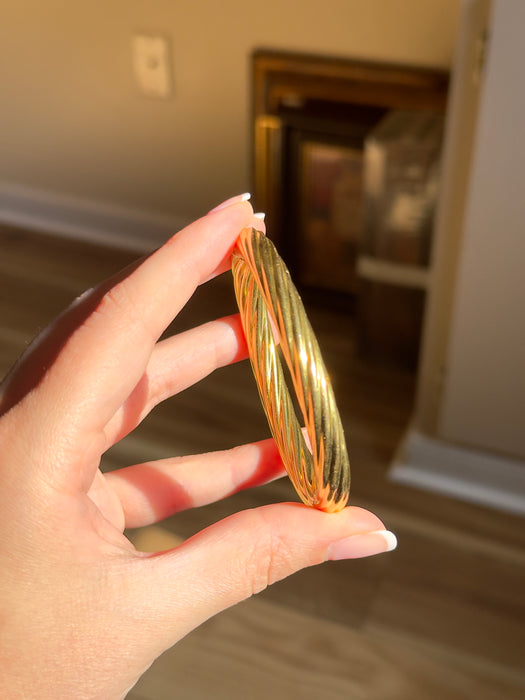 18k UNOAERRE Twist Bangle