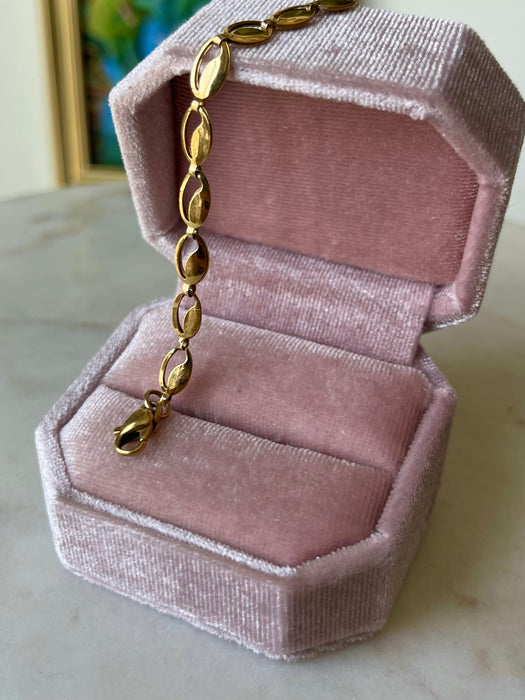 18k Puffy Tulip Linked Bracelet