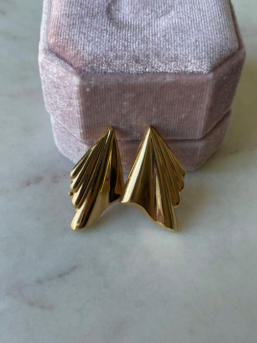 14k Puffy Wave-Like Earrings