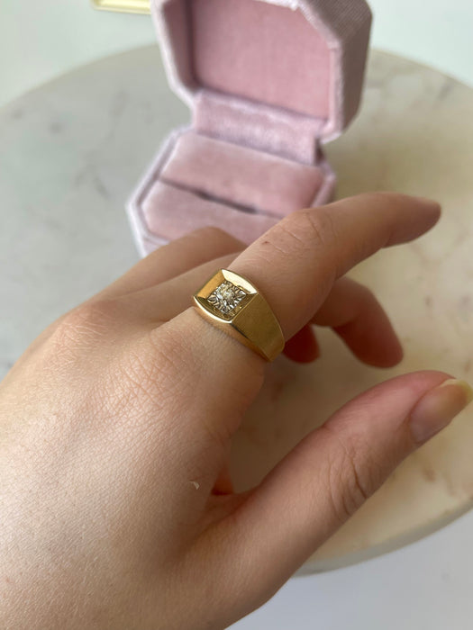 10k Diamond Signet Ring