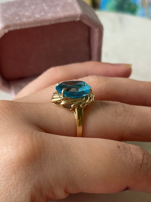 14k 7 Ct. Blue Topaz Ring