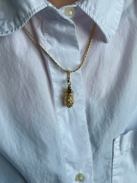 14k Pineapple Pendant