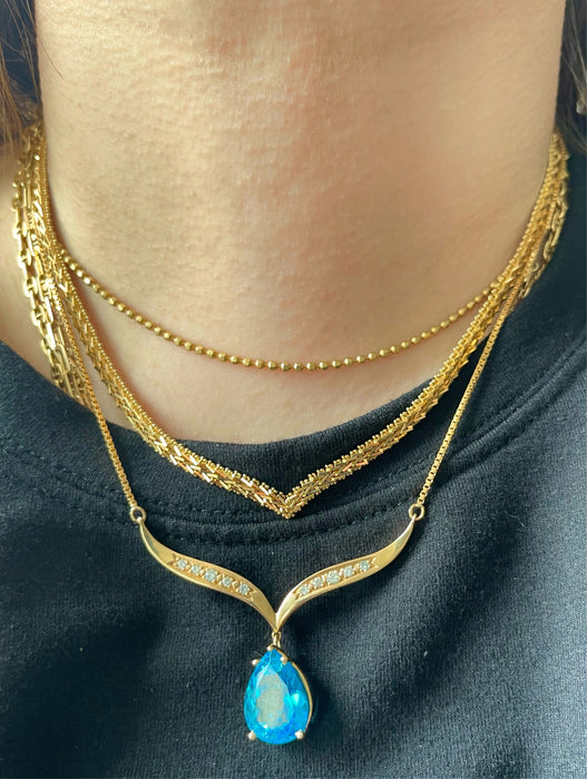 14k V Drop Collar Chain