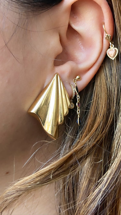 14k Puffy Wave-Like Earrings