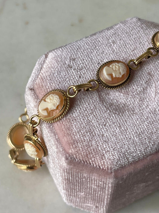 14k Cameo Bracelet