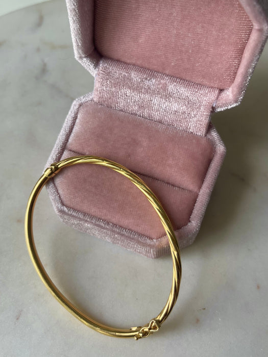 18k Dual Sided Bangle