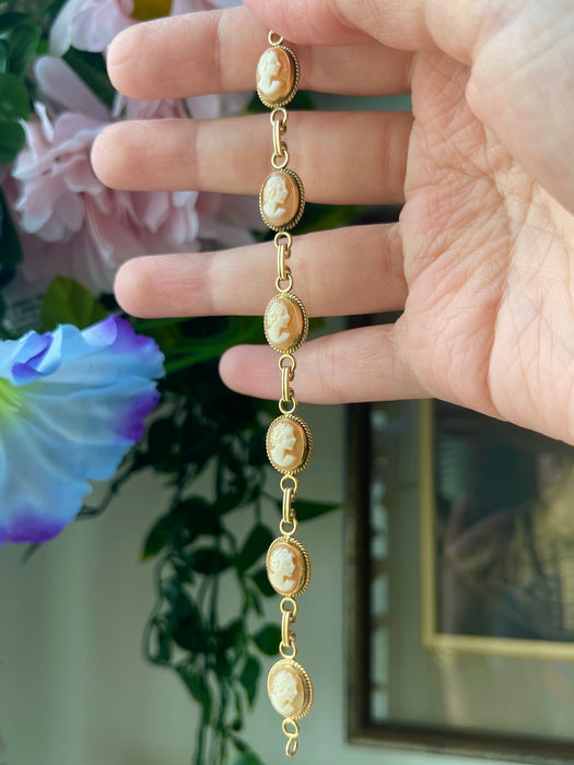 14k Cameo Bracelet