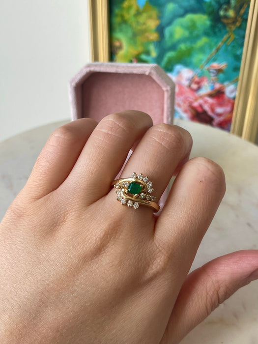 14k Emerald and Diamond Cluster Ring